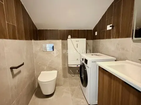 Prodaja, jednosoban stan, 50m², Tološi, Podgorica - image 10