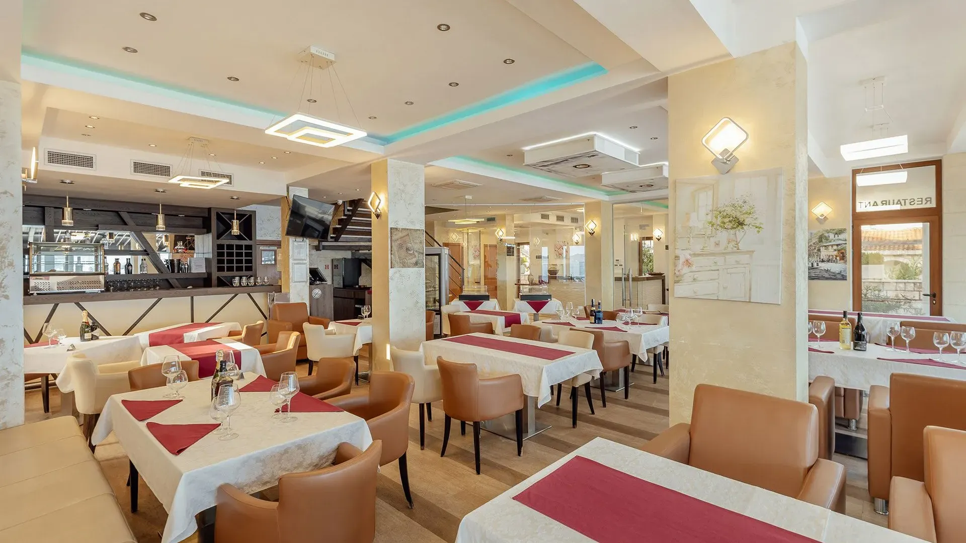 Prodaja, ugostiteljski objekat, 748m², Bijela, Herceg Novi