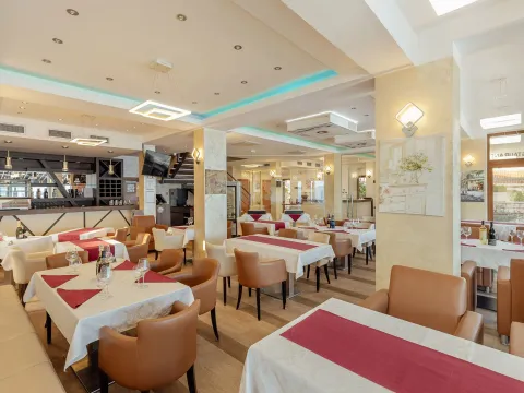 Prodaja, ugostiteljski objekat, 748m², Bijela, Herceg Novi - image 8