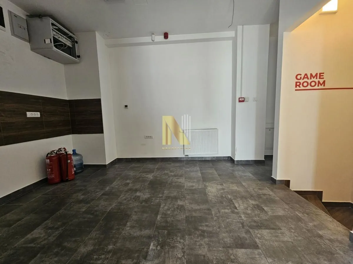 Rent, office space, 527m², Podbara, Novi Sad Sve Podlokacije