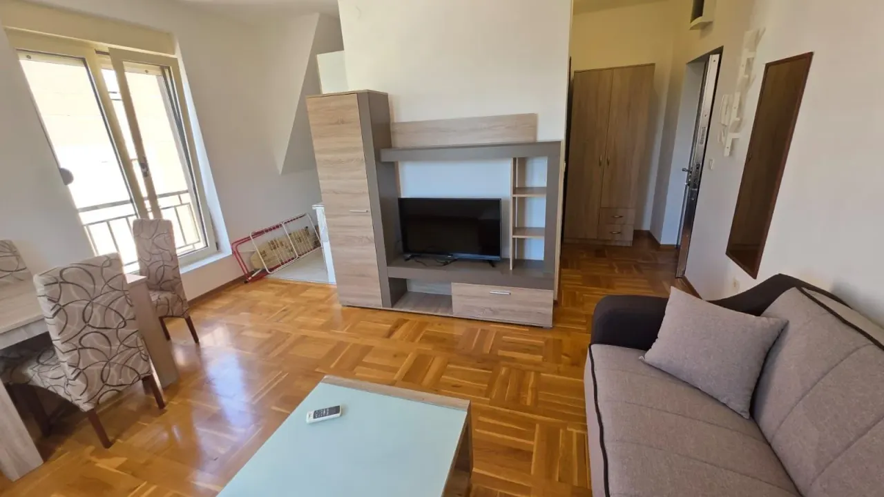 Rent, studio apartment, 27m², Zabjelo, Podgorica