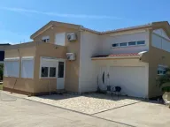 Sale, house, 200m², Polje, Bar - image 1