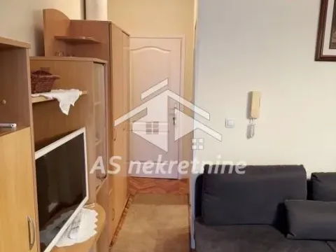 Rent, one bedroom apartment, 36m², Voždovac Sve Podlokacije, Beograd - image 4