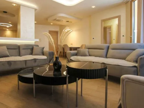 Sale, two bedroom apartment, 104m², Budva, Crna Gora - image 20