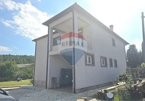 Izdavanje, kuća, 242m², Zagorič, Podgorica - image 9