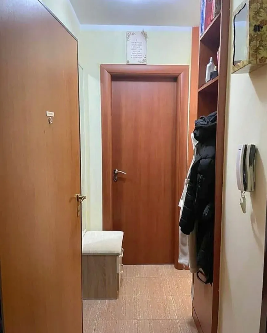 Izdavanje, jednosoban stan, 450m², 1 maj, Podgorica