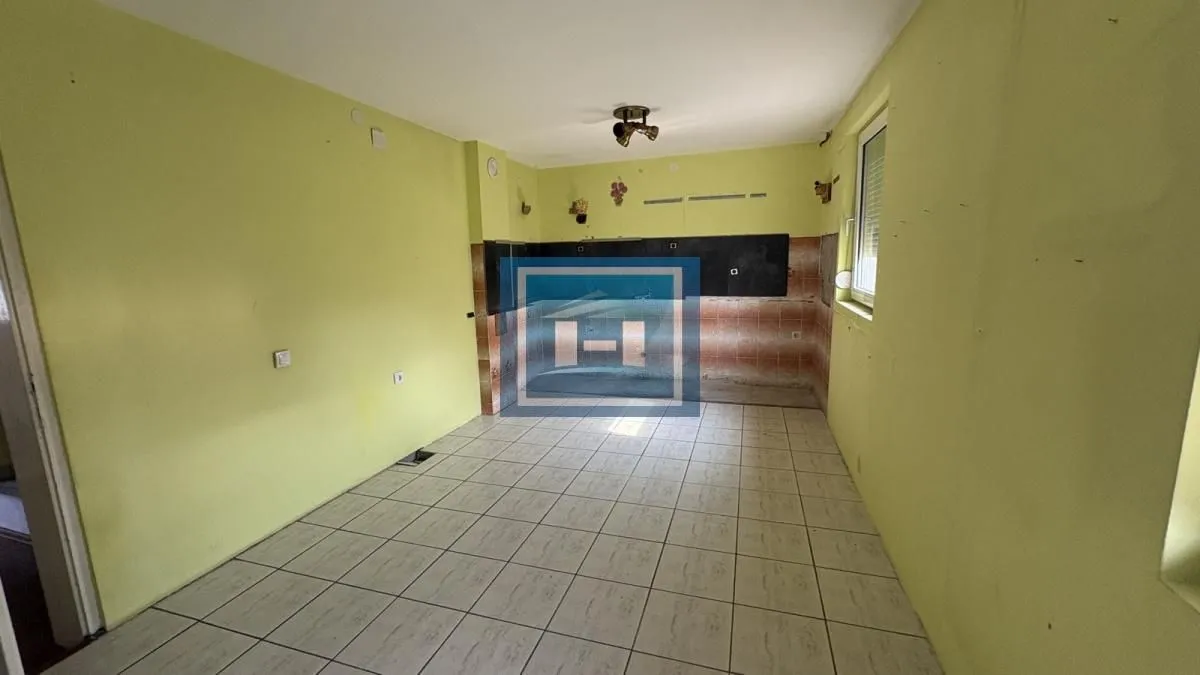 Prodaja, kuća, 500m², Ribare, Jagodina