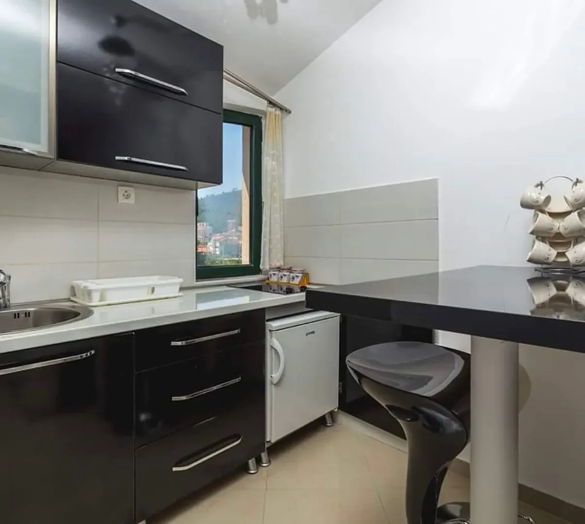 Rent, house, 280m², Centar, Budva