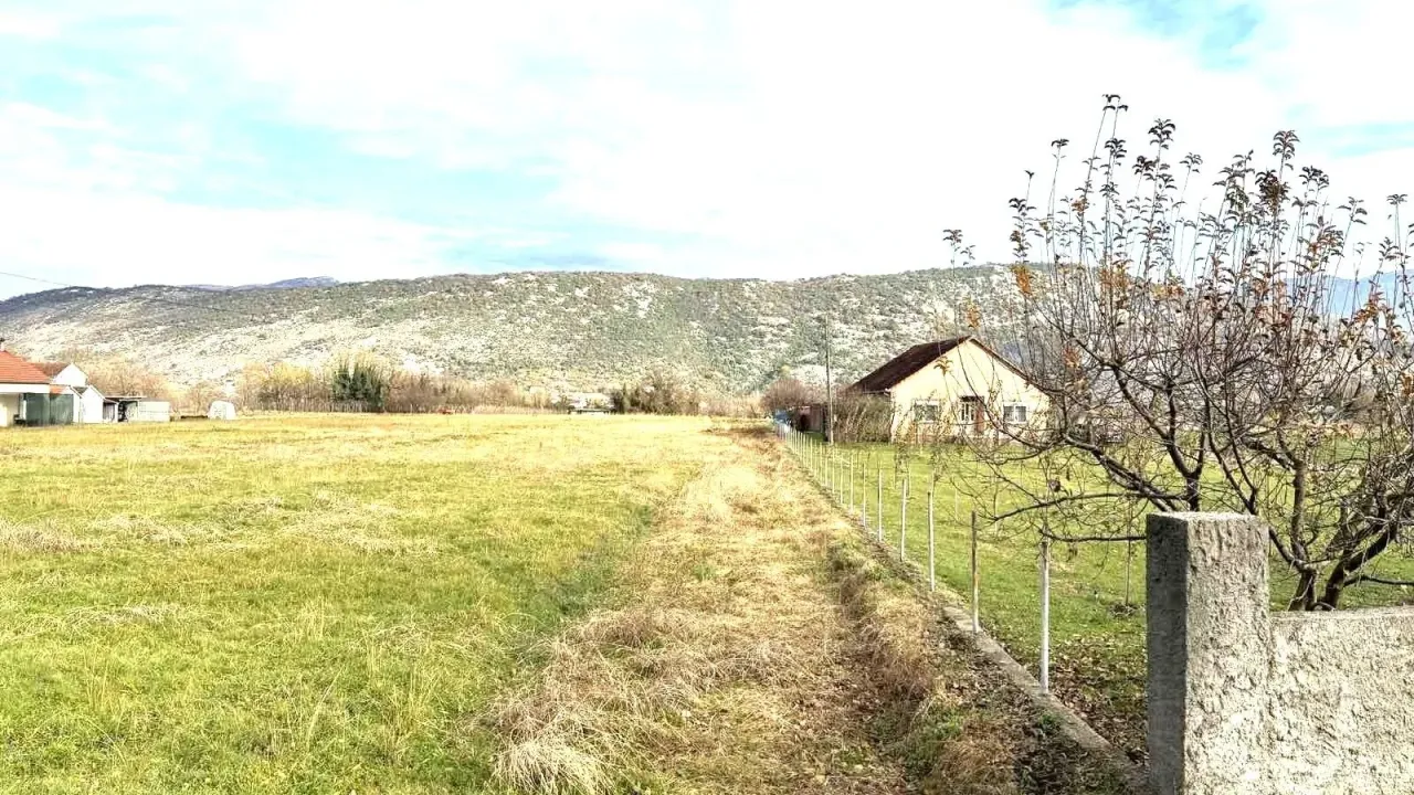 Prodaja, plac, 571m², Glavica, Danilovgrad