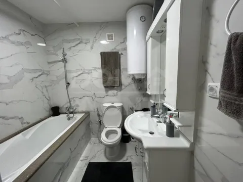 Prodaja, trosoban stan, 110m², Centar, Tivat - image 7