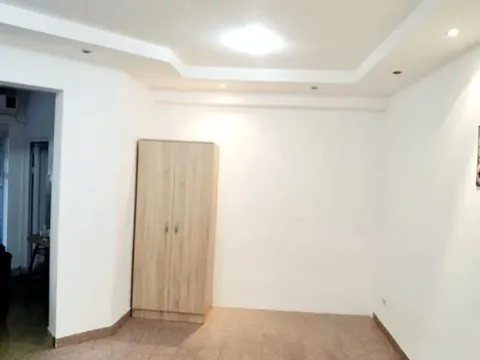 Izdavanje,  poslovni prostor, 24m2, Budva