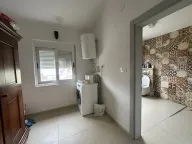 Rent, house, 280m², Beri, Podgorica - image 3