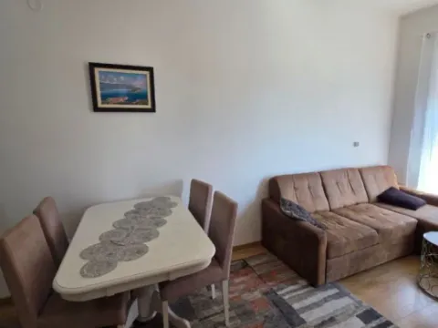 Rent, one bedroom apartment, 36m², Centar, Budva - image 9