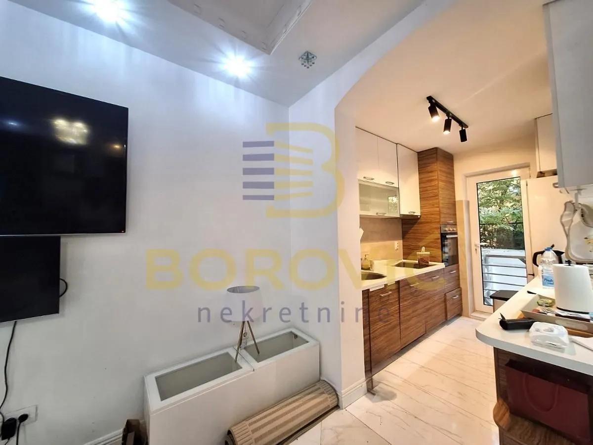 Sale, house, 260m², Savski Venac, Beograd