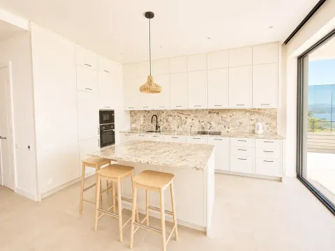 Prodaja, kuća, 200m², Kotor, Crna Gora - image 4