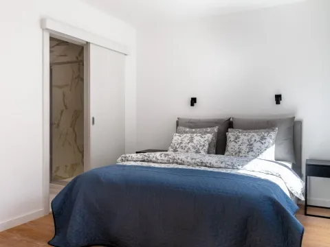 Sale, five bedroom apartment, 253m², Kotor, Crna Gora - image 13