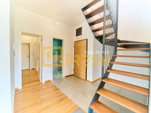 Prodaja, četvorosoban stan, 176m², Zabjelo, Podgorica - image 4