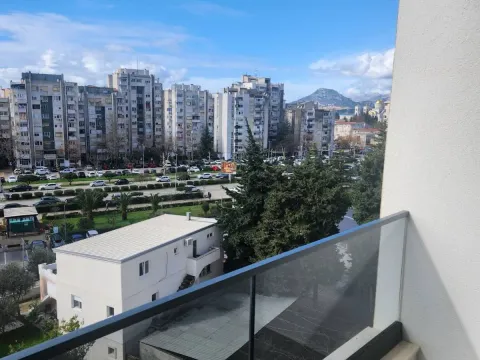 Prodaja, jednosoban stan, 47m², Centar, Kraljevo - image 1