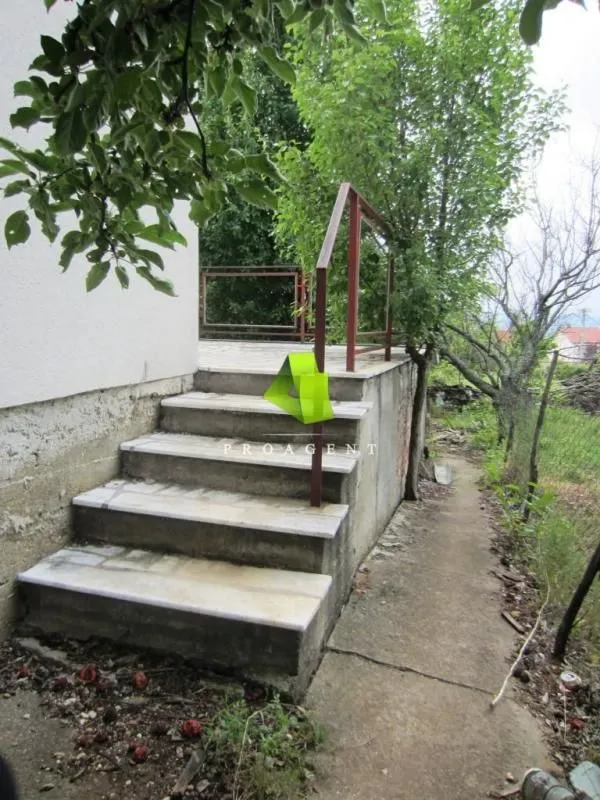 Prodaja, kuća, 200m², Pantelej, Niš