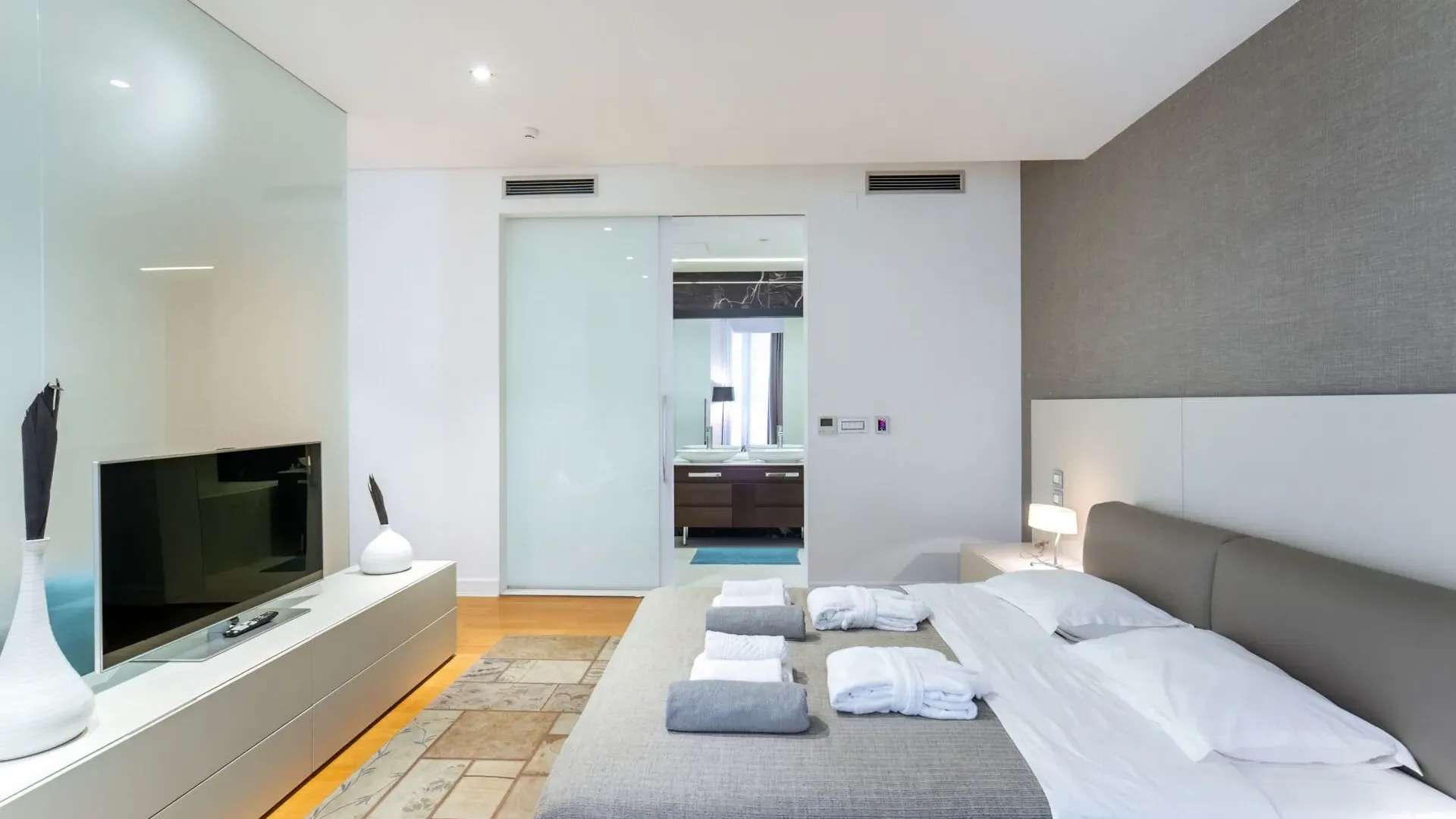 Sale, two bedroom apartment, 508m², Budva, Crna Gora