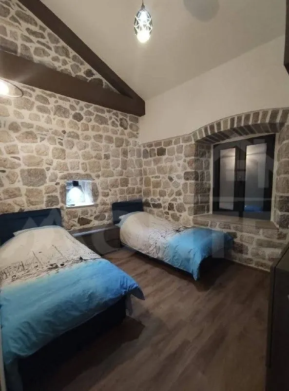 Rent, house, 80m², Tivat, Crna Gora