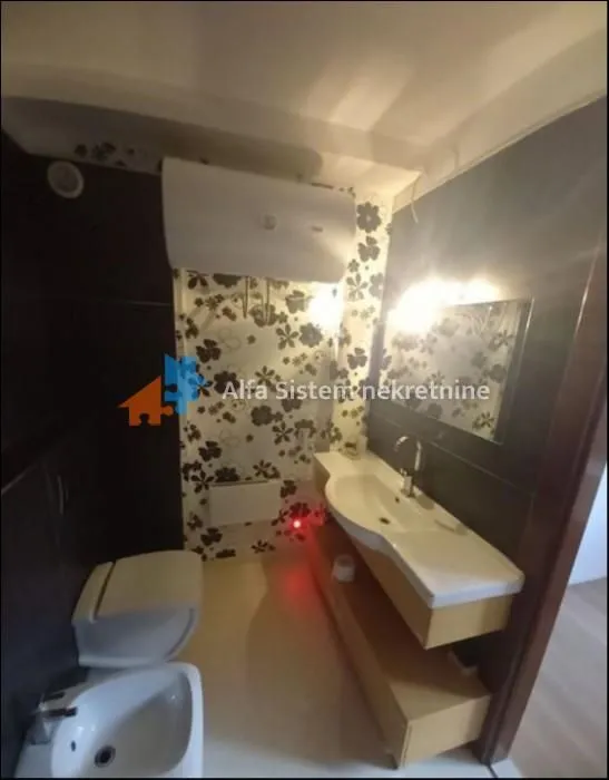 Rent, apartment, 120m², Senjak, Beograd