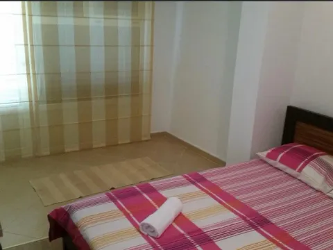 Rent, two bedroom apartment, 90m², Buljarica, Budva - image 10