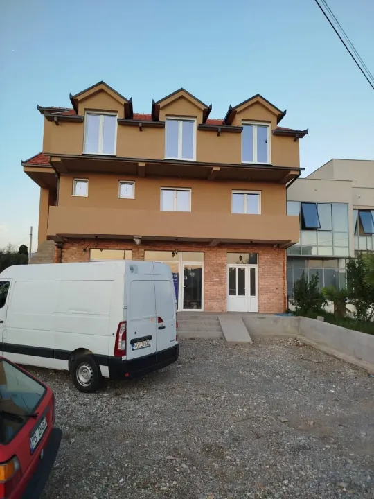 Rent, office space, 180m², Gornja Gorica, Podgorica