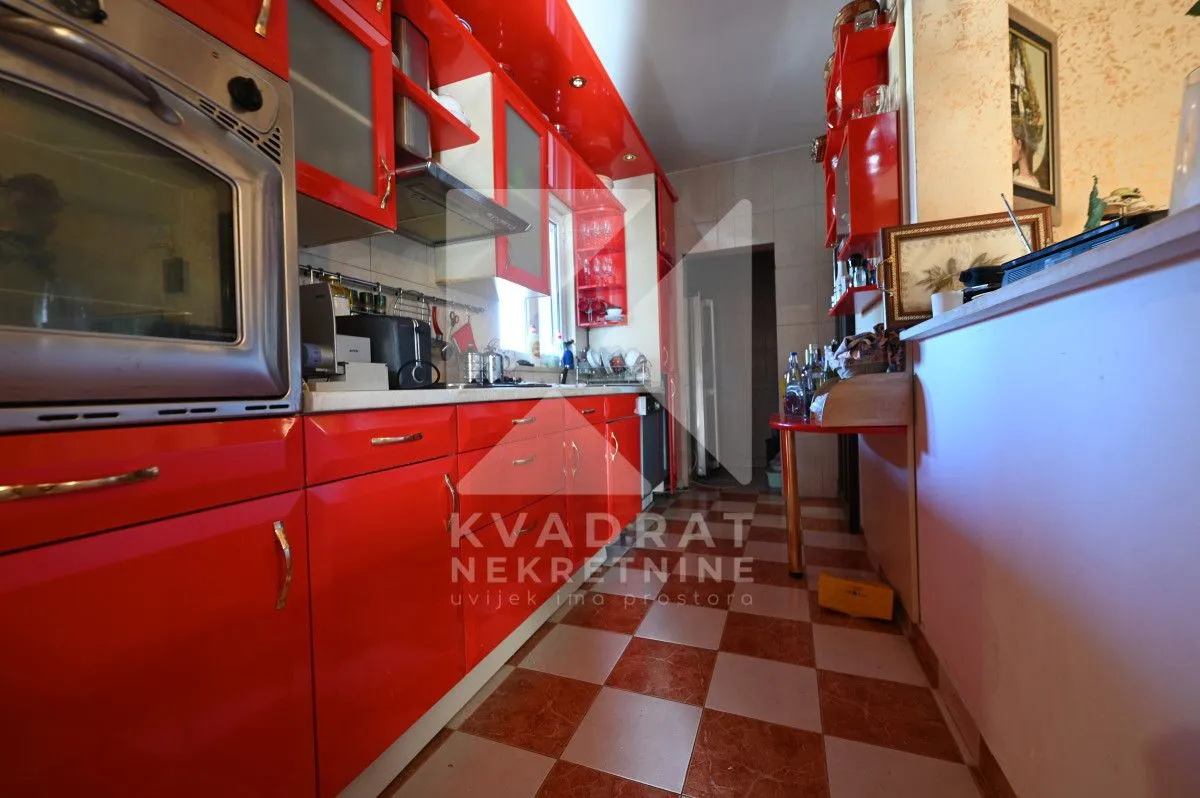 Prodaja, kuća, 250m², Donja Gorica, Podgorica