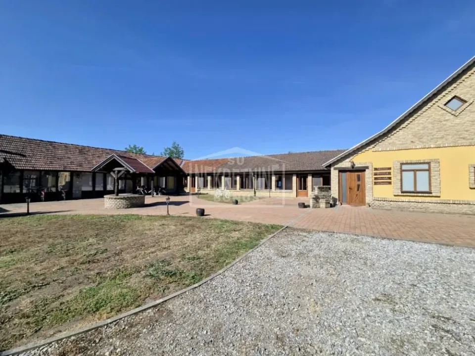 Sale, house, 228m², Pačir, Bačka Topola