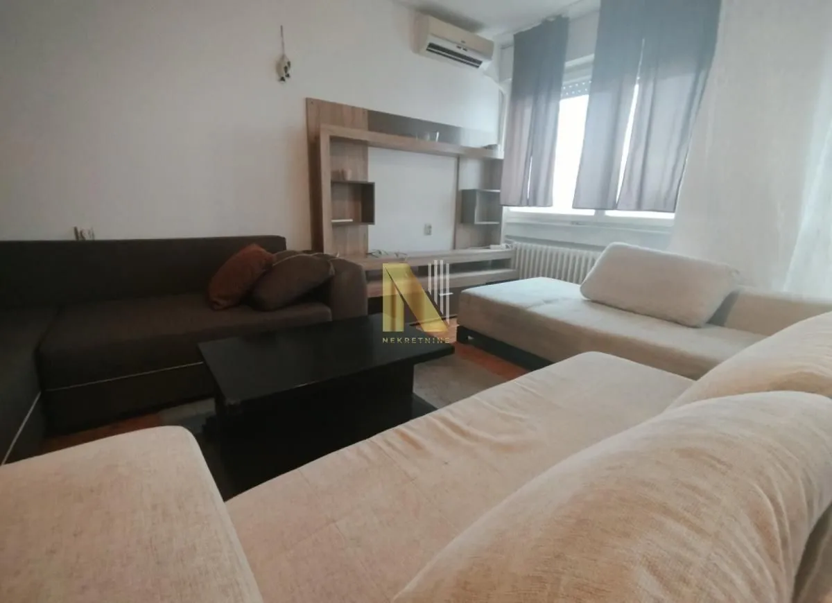 Izdavanje, trosoban stan, 77m², Liman 3, Novi Sad Sve Podlokacije