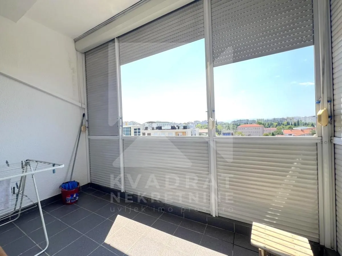 Rent, two bedroom apartment, 65m², Pejton, Podgorica
