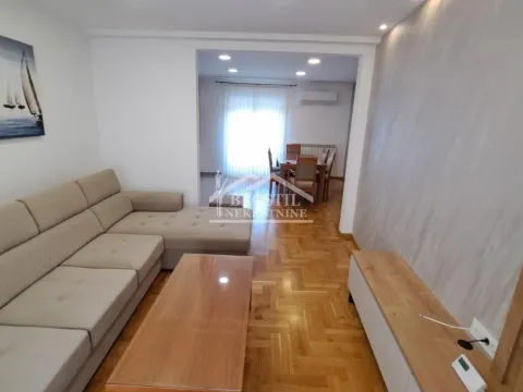 Stan in Skojevsko Naselje