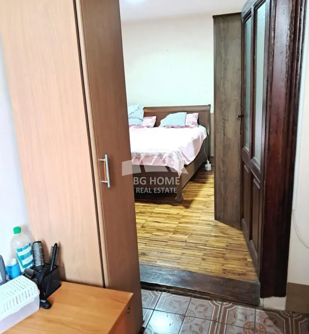 Prodaja, kuća, 52m², Uciteljsko Naselje, Zvezdara Sve Podlokacije