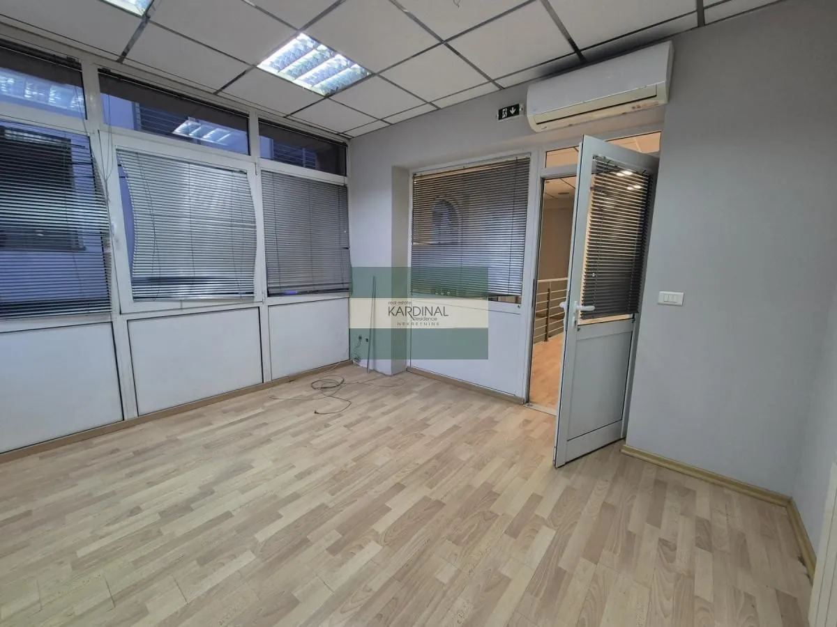 Rent, office space, 326m², Centar, Jagodina