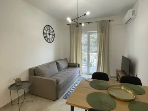 Prodaja, jednosoban stan, 43m², Zaobilaznica, Budva