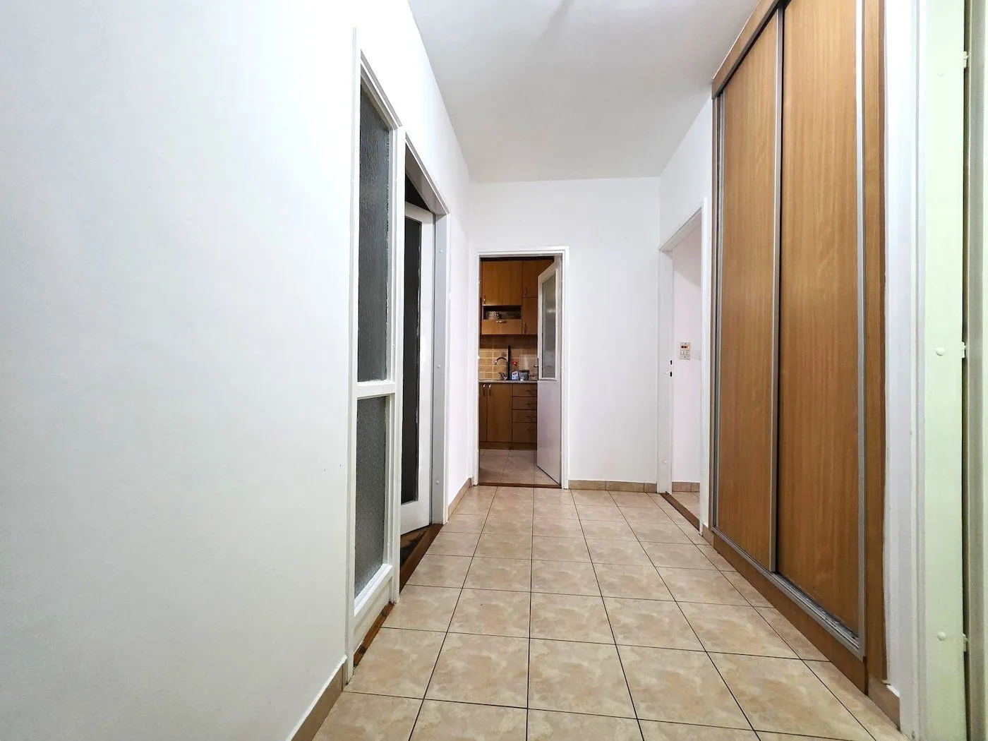 Izdavanje, stan, 78m², Gintaš, Podgorica