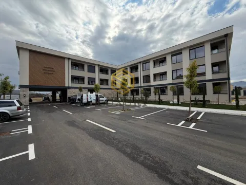 Prodaja, dvosoban stan, 84m², Donja Gorica, Podgorica - image 6