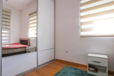 Sale, one bedroom apartment, 39m², Velji Vinogradi, Budva - image 13