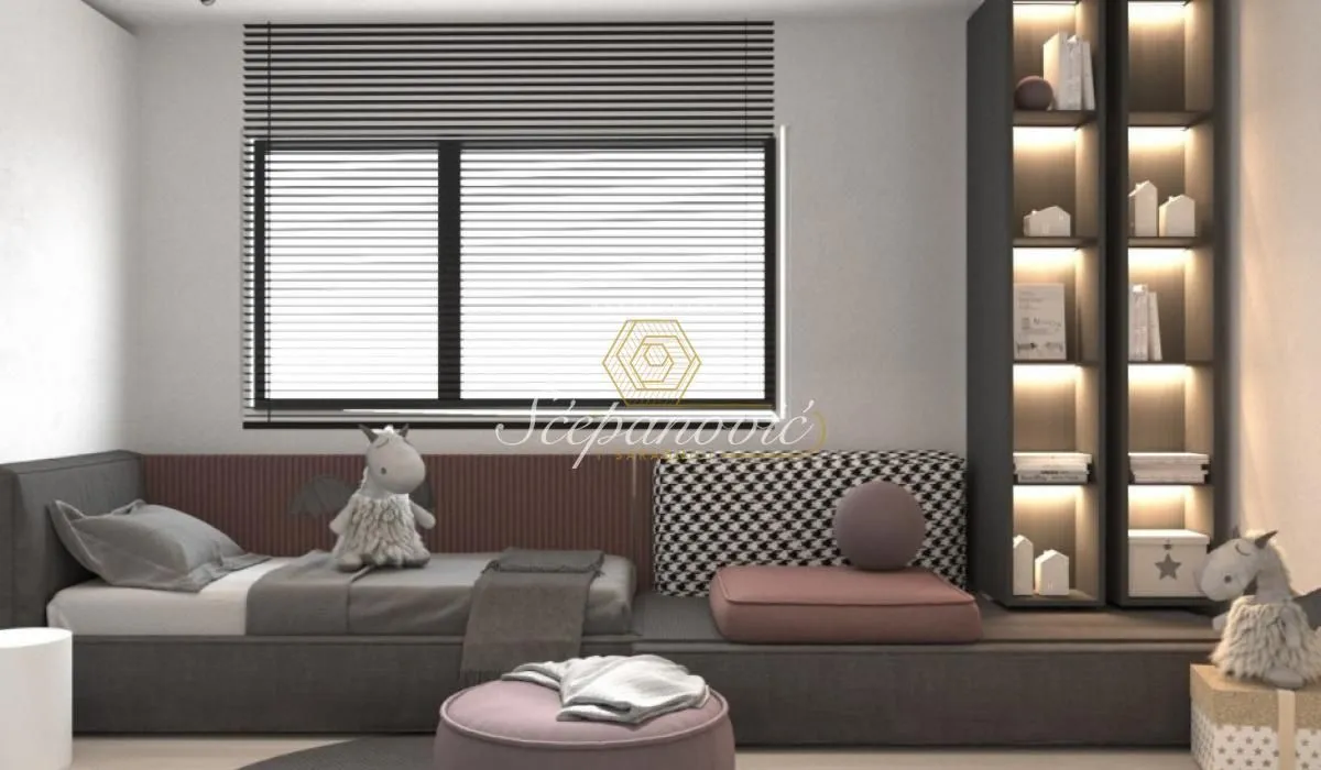 Prodaja, četvorosoban stan, 126m², Cara Dušana, Novi Sad Sve Podlokacije
