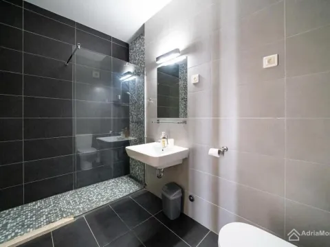 Prodaja, dvosoban stan, 84m², Morinj, Kotor - image 14