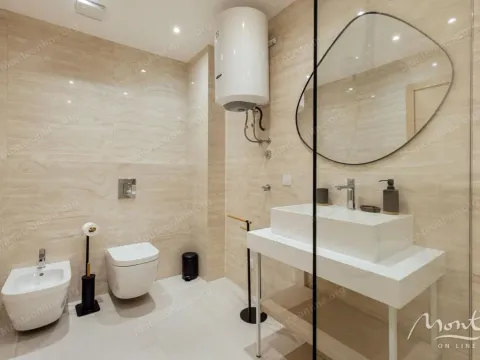 Prodaja, jednosoban stan, 65m², Herceg Novi, Crna Gora - image 23