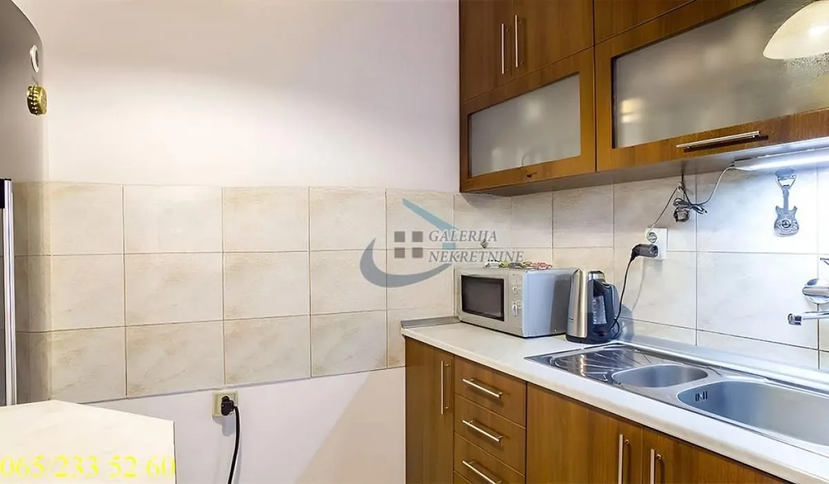 Prodaja, trosoban stan, 88m², Stari Grad, Beograd