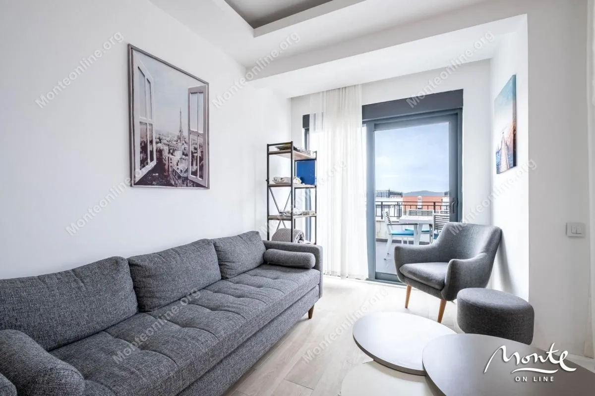 Prodaja, dvosoban stan, 47m², Tivat, Crna Gora