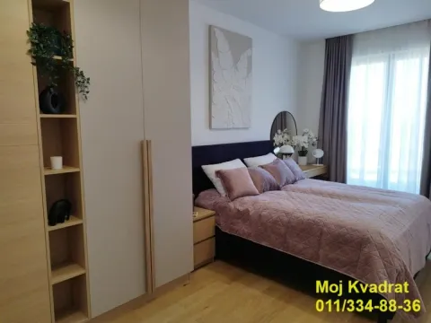 Izdavanje, trosoban stan, 92m², Stari Grad, Beograd - image 8