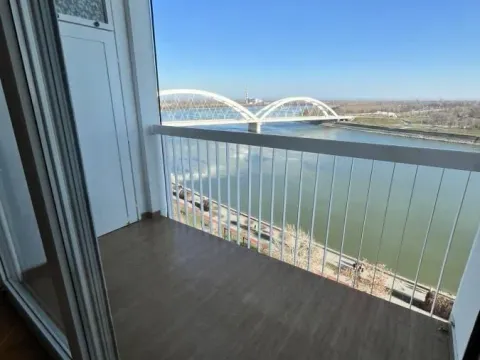 Izdavanje, trosoban stan, 73m², Kej, Novi Sad Sve Podlokacije - image 12