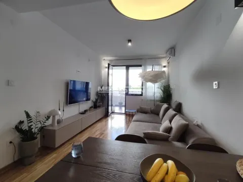 Sale, two bedroom apartment, 57m², Južni Bulevar, Vračar Sve Podlokacije - image 8