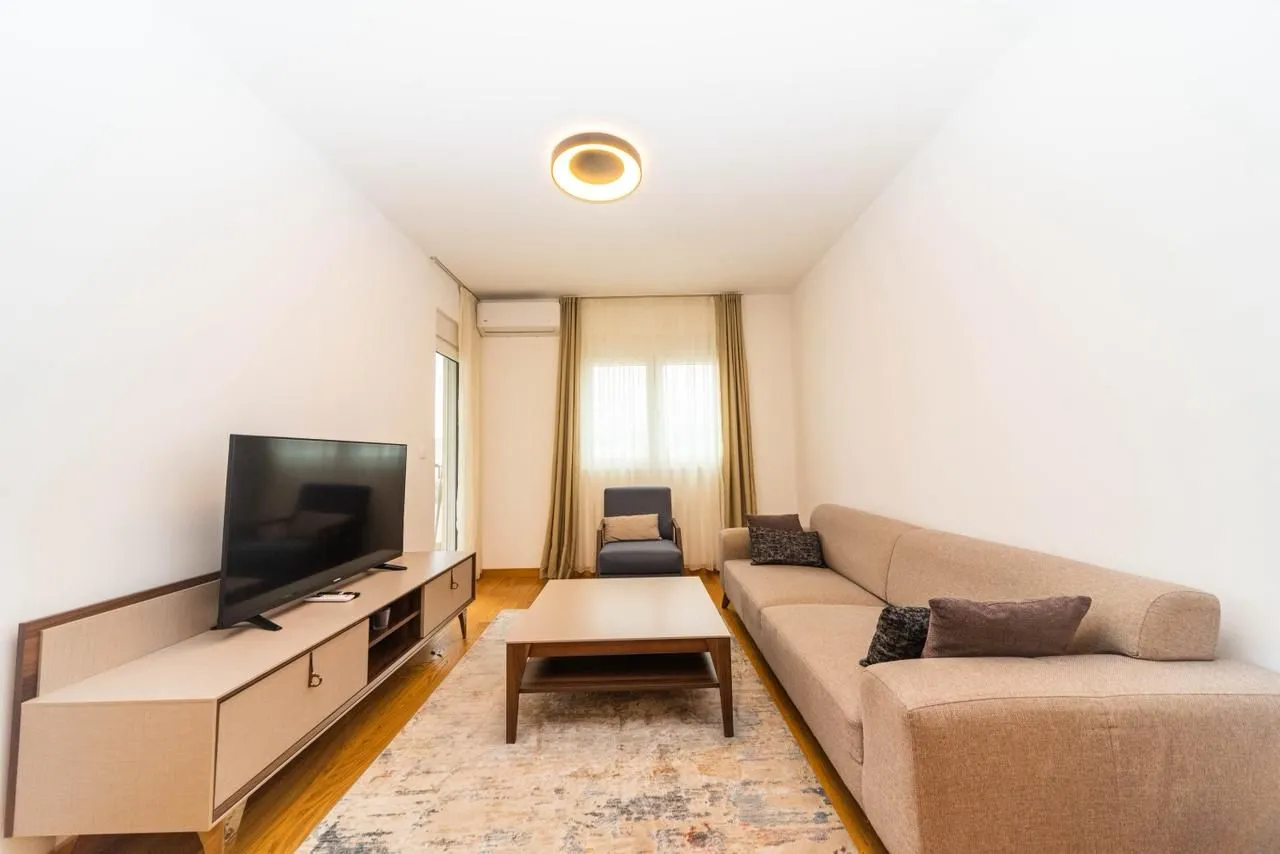 Rent, apartment, 44m², Central Point, Podgorica