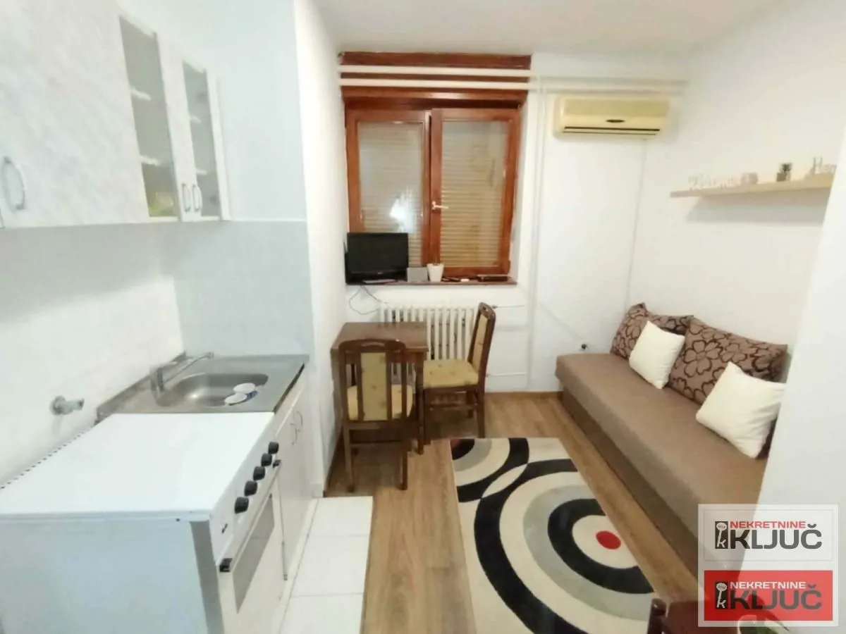 Prodaja, garsonjera, 16m², Liman 1, Novi Sad Sve Podlokacije