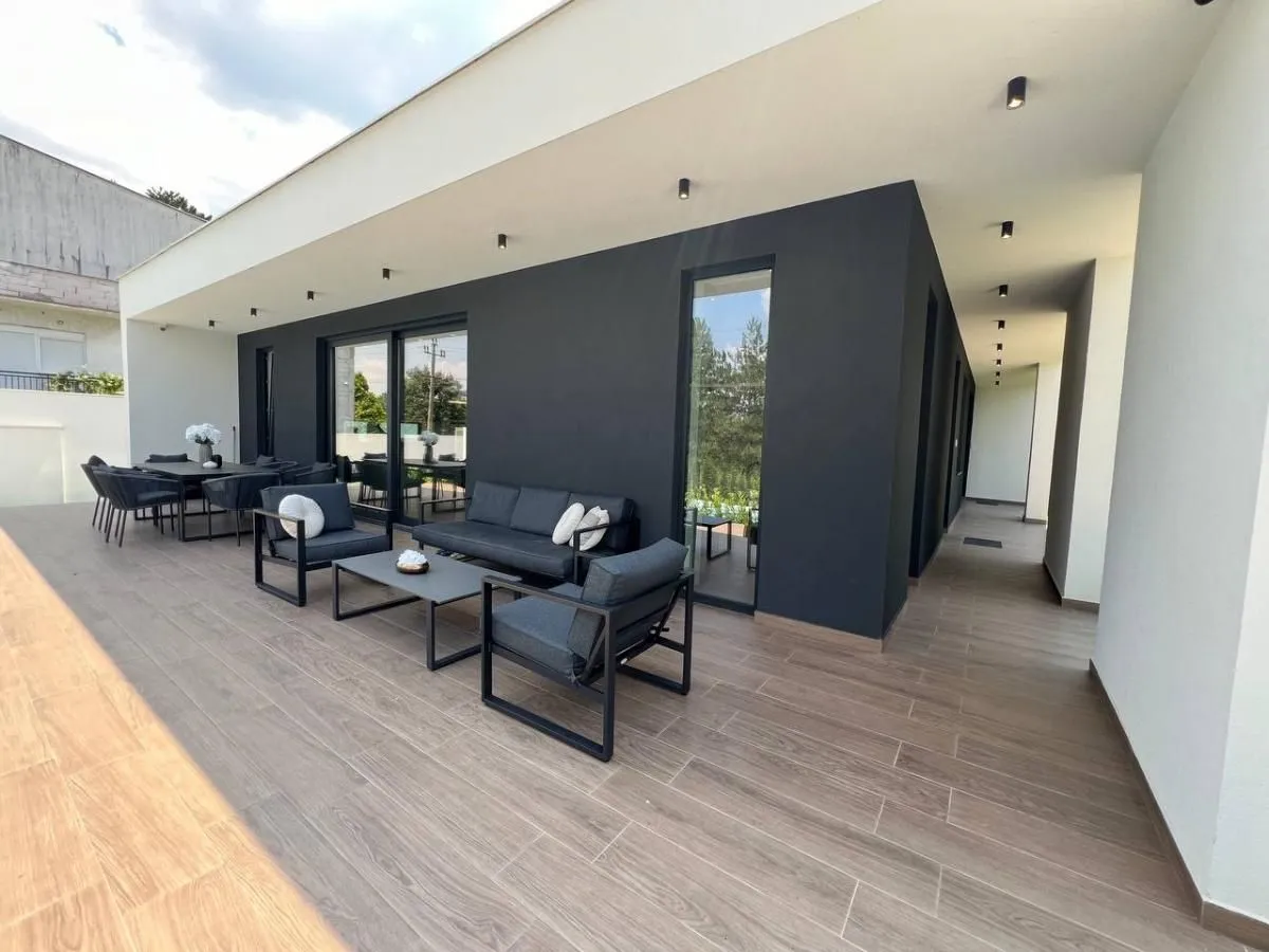 Sale, house, 253m², Beočić, Rekovac